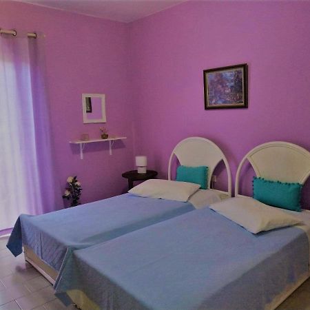 Violet Bedroom And Apartment Spata  Exterior photo